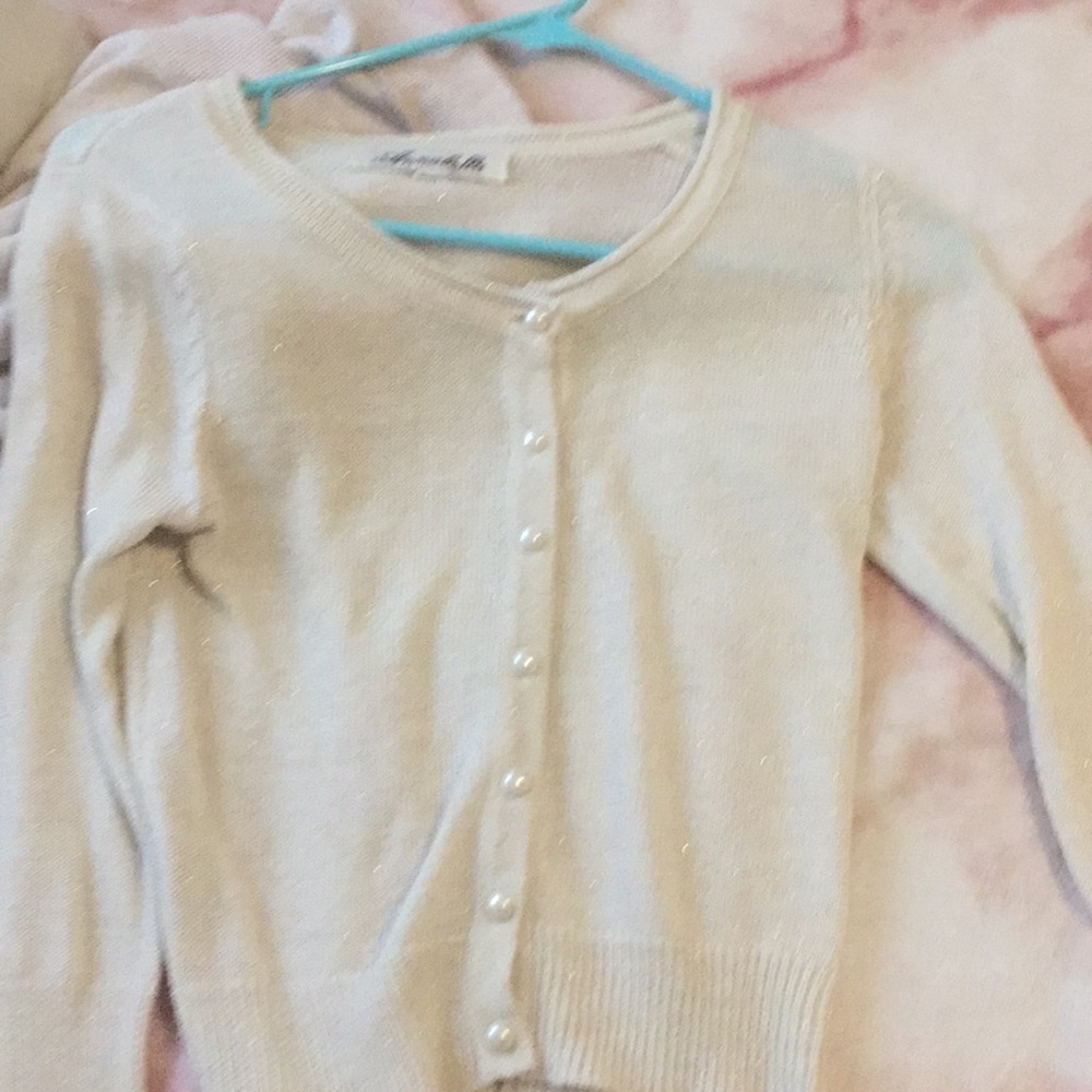 Sweater - Picture 2 of 3